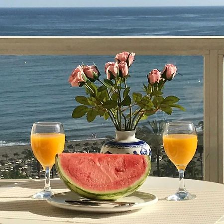 Cozy Apartment With First Line Seaview In Perfect Location, Near The Marina Benalmádena Esterno foto