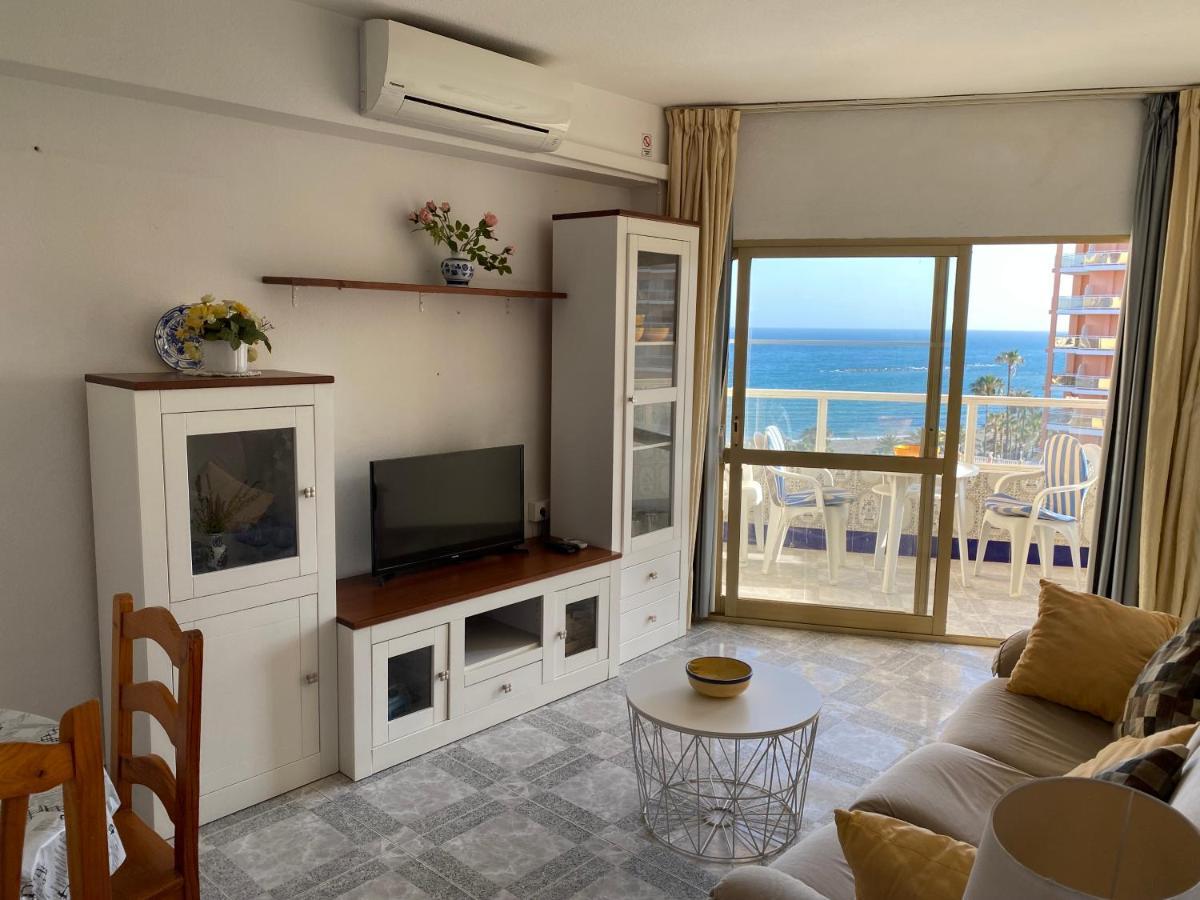 Cozy Apartment With First Line Seaview In Perfect Location, Near The Marina Benalmádena Esterno foto