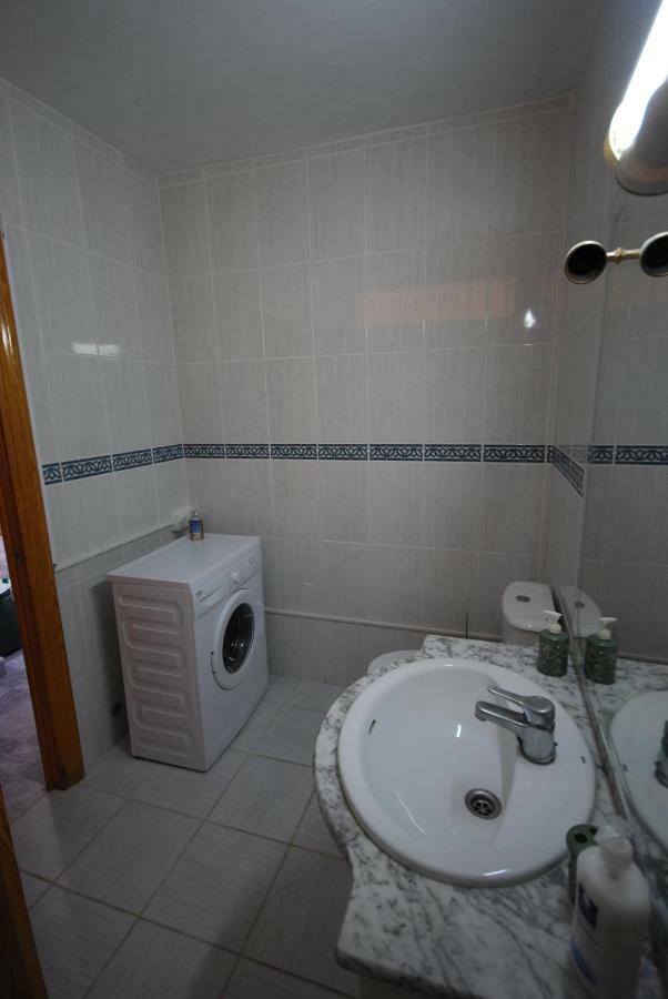 Cozy Apartment With First Line Seaview In Perfect Location, Near The Marina Benalmádena Esterno foto