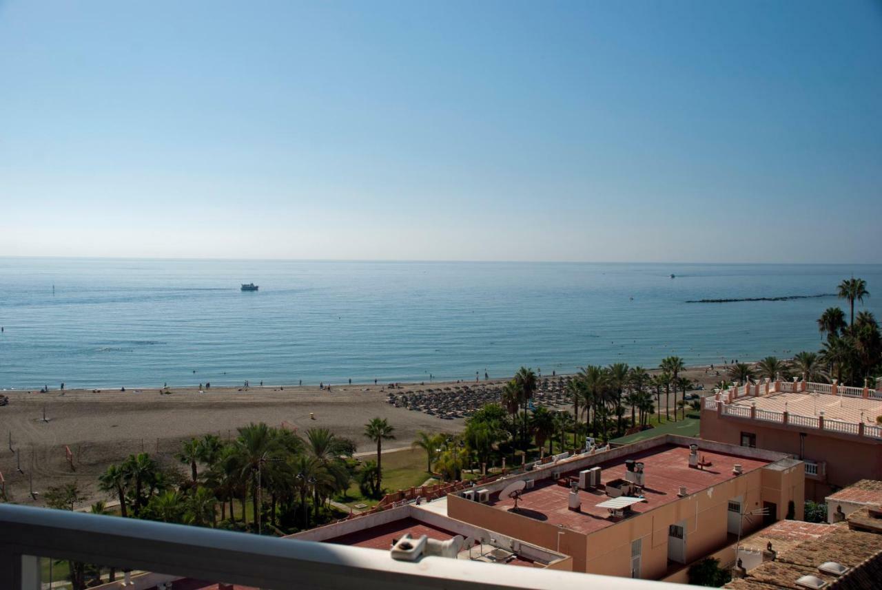 Cozy Apartment With First Line Seaview In Perfect Location, Near The Marina Benalmádena Esterno foto